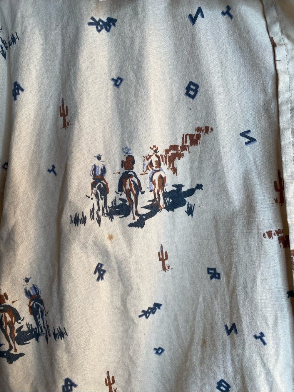 Vintage Roper Cream Short-Sleeve Western Print Button-Down Shirt UNISEX - Picture 3 of 6